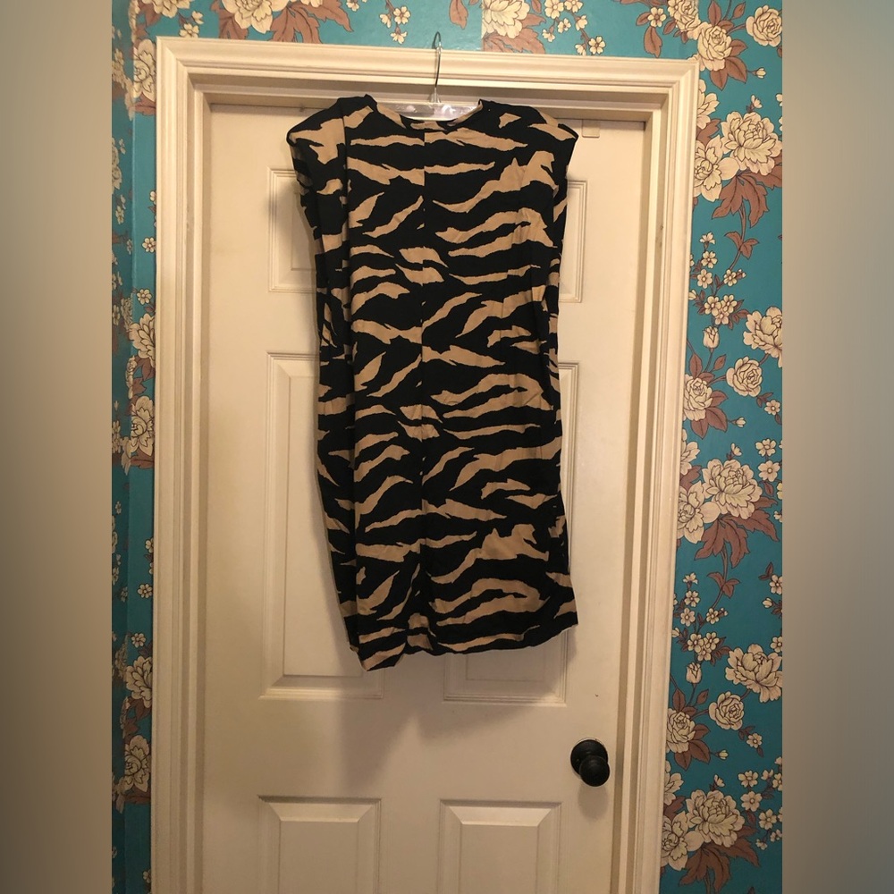 ASOS T-SHIRT DRESS - Picture 3 of 6